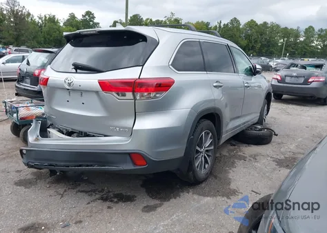 2018 Toyota Highlander Xle из США, поврежденный, VIN 5TDJZRFH0JS529197